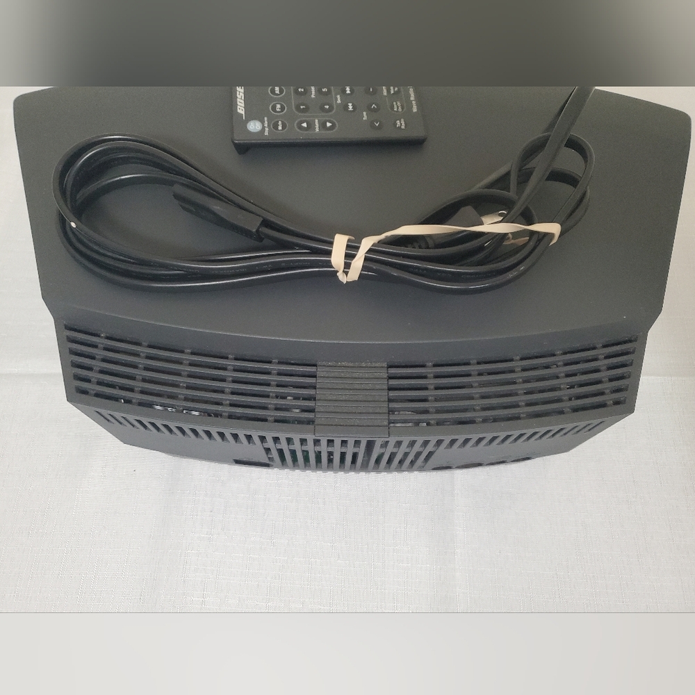 Bose Wave Radio II AM/FM Alarm Clock Radio With Remote - Picture 5 of 12